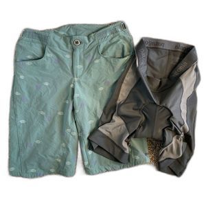 Patagonia Women's Dirt Craft Bike Shorts and Liner Size 2/XS Green